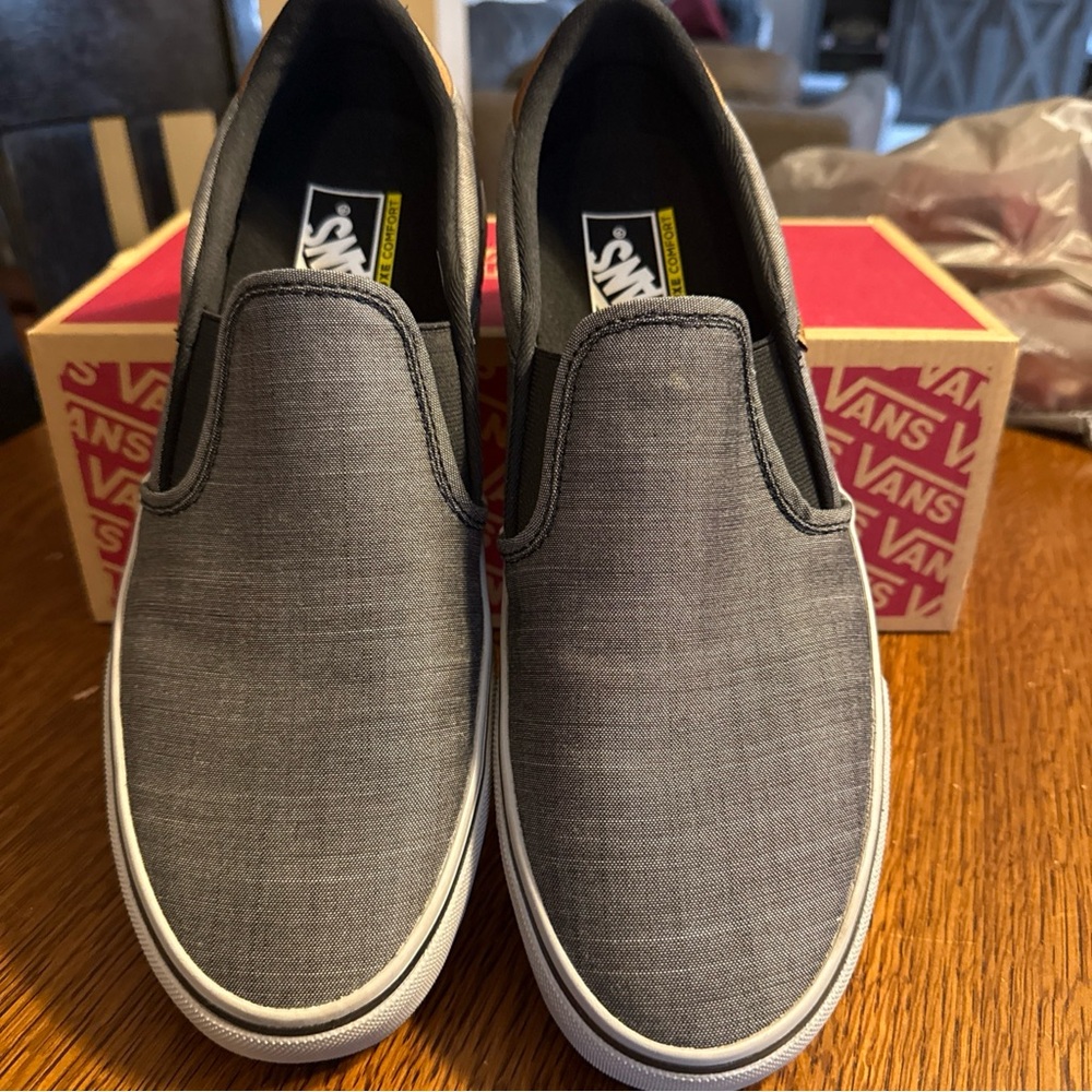 Vans Charcoal Slip-On Men's Sneakers M11.5 NEW